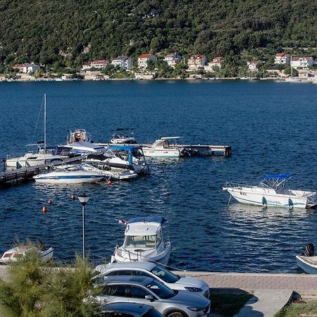 Tomulic Jasna I Miljenko Daire Supetarska Draga Dış mekan fotoğraf