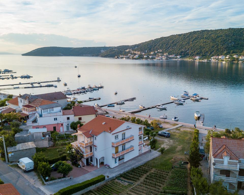 Tomulic Jasna I Miljenko Daire Supetarska Draga Dış mekan fotoğraf